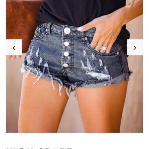 Shorts distressed cuffed denim from Vici